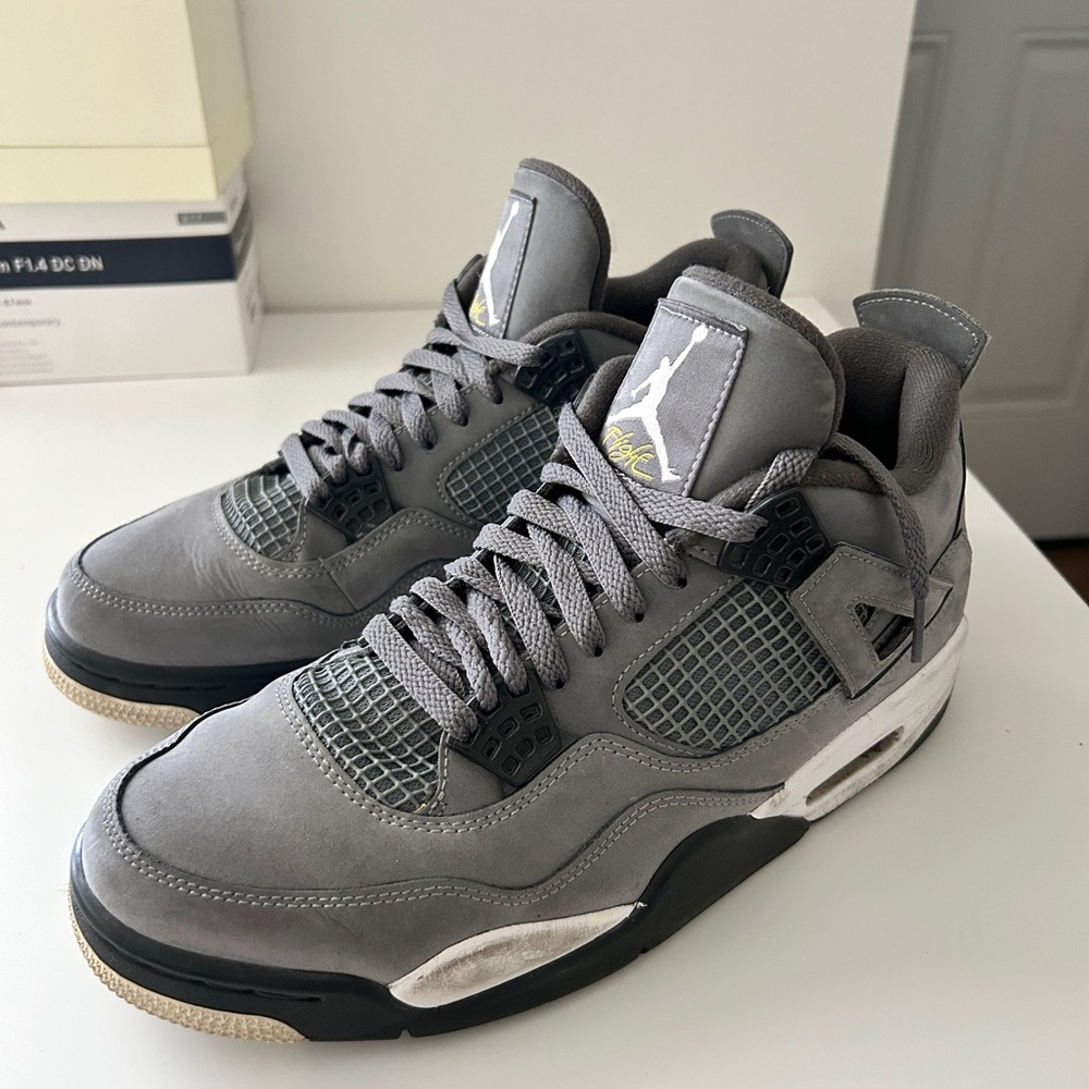 Air Jordan 4 Retro Cool Grey Sneakers